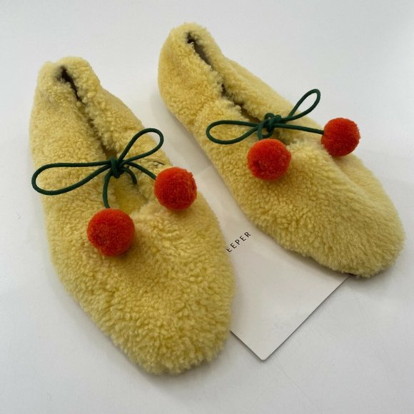 Sleeper Women's Lulu Shearling Flat Slippers in Lemon Yellow Size 36 US 6 - Picture 1 of 7